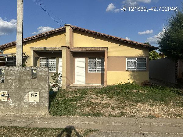 Chance única — Casa no Bom Principio, Teresina - PI, Nº 3000, 2 quartos, 176,6m²