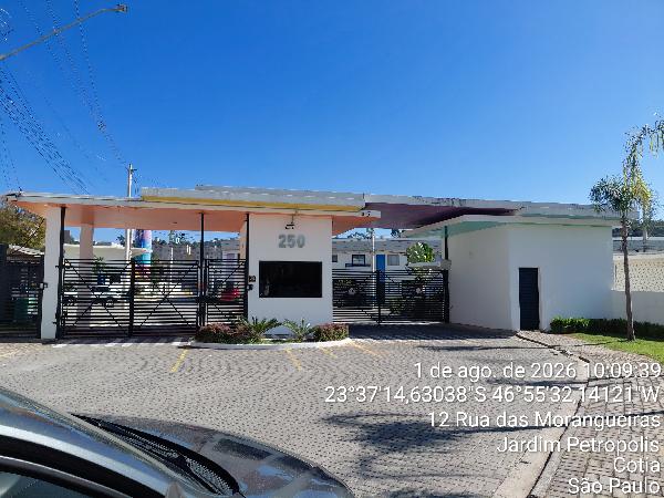Oportunidade em destaque — Casa no Jardim Petropolis, Cotia - SP, Nº 250, 2 quartos, 2 vagas, 190,18m²