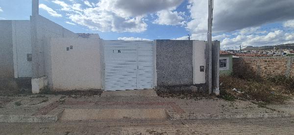 Oferta promissora — Casa no Euno Andrade da Silva, Belo Jardim - PE, Nº 12, 2 quartos, 1 vaga, 148,2m²