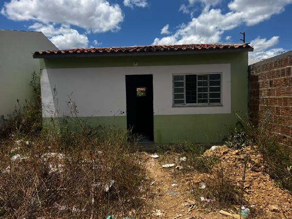 Destaque da região — Casa no Euno Andrade da Silva, Belo Jardim - PE, Nº 08, 2 quartos, 1 vaga, 148m²