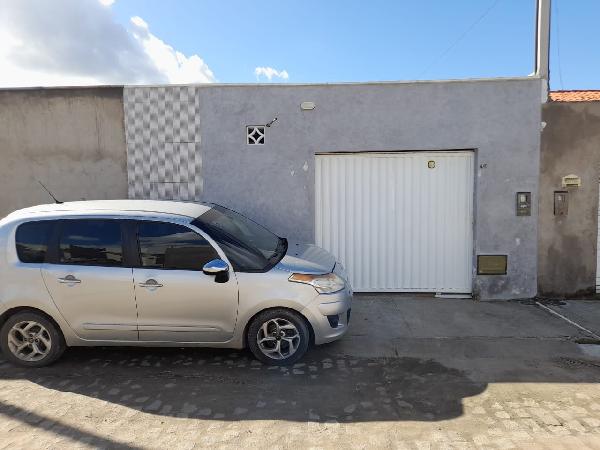 Imóvel com localização privilegiada — Casa no Asa Branca, Feira de Santana - BA, N. SN CS 19 QD D ALAMEDA N, 2 quartos, 108,5m²