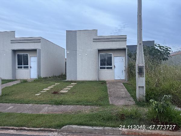 Grande oportunidade — Casa no Jardim Regatas, Ribeirao Preto - SP, Nº 255, 2 quartos, 168m²