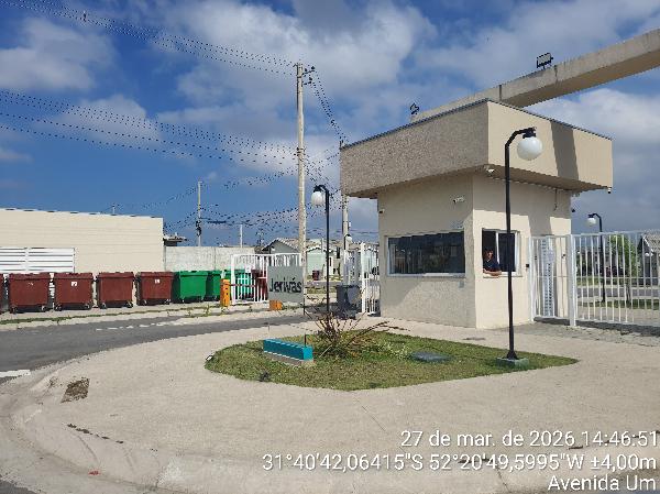 Oferta com diferencial — Casa no Sitio Floresta, Pelotas - RS, Nº 355, 2 quartos, 1 vaga, 100m²