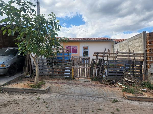 Imóvel com boa estrutura — Casa no Euno Andrade da Silva, Belo Jardim - PE, Nº 96, 2 quartos, 1 vaga, 125,02m²