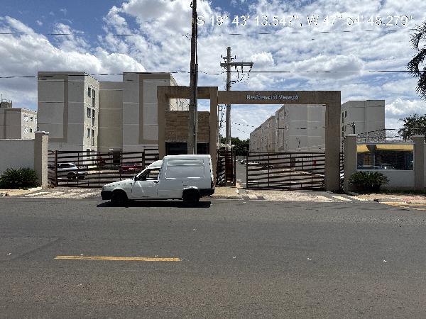 Imóvel com ótimo custo — Apartamento no Boa Vista, Uberaba - MG, Apto 302, 2 quartos, 1 vaga, 39,3m²