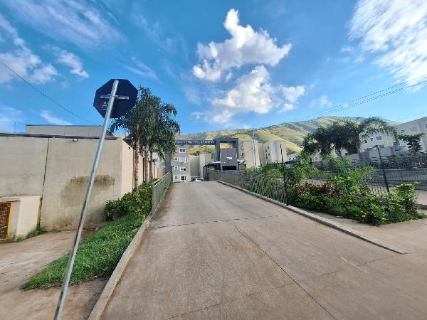 Imóvel com potencial — Apartamento no Jardim Nova Era, Nova Iguacu - RJ, Apto 404, 2 quartos, 1 vaga, 40,83m²