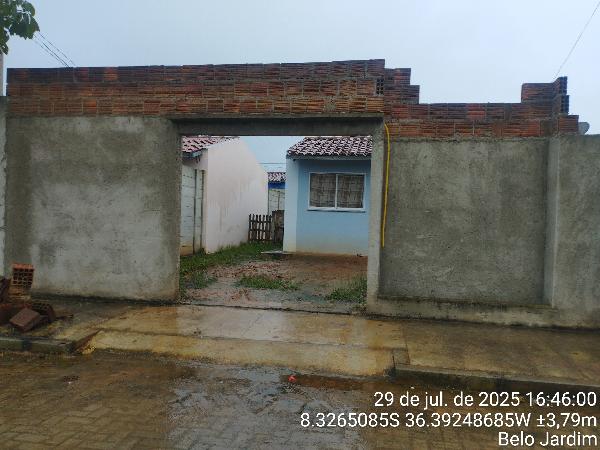Imóvel em local estratégico — Casa no Euno Andrade da Silva, Belo Jardim - PE, Nº 156, 2 quartos, 1 vaga, 148,2m²