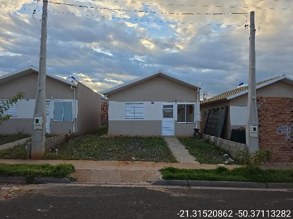 Imóvel pronto para negociar — Casa no Residencial Jacaranda, Birigui - SP, Nº 706, 2 quartos, 1 vaga, 160m²