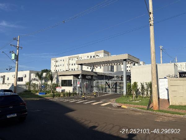 Imóvel com ótimo padrão — Apartamento no Athenas Paulista, Jaboticabal - SP, Apto 12, 2 quartos, 1 vaga, 43,06m²