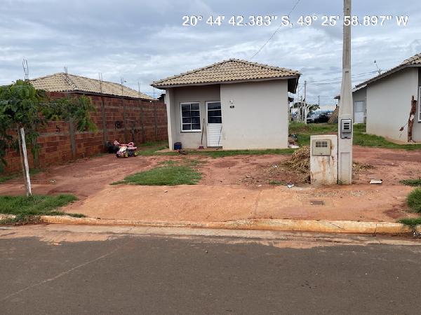 Imóvel em local estratégico — Casa no Residencial Jose Bernardes Coelho, Sao Jose do Rio Preto - SP, Nº 71, 2 quartos, 200m²
