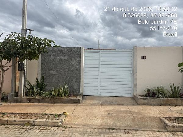 Imóvel com localização privilegiada — Casa no Euno Andrade da Silva, Belo Jardim - PE, Nº 19, 2 quartos, 205,3m²