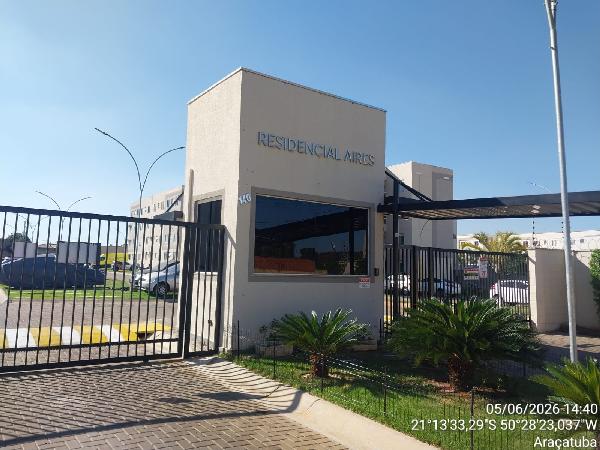 Imóvel com potencial — Apartamento no Conjunto Habitacional Claudionor Ci, Aracatuba - SP, Apto 104, 2 quartos, 1 vaga, 39,3m²