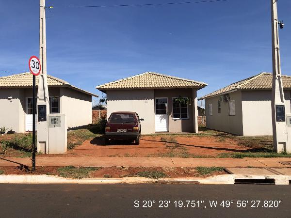 Excelente imóvel — Casa no Jardim Morada do Sol, Votuporanga - SP, Nº 4561, 2 quartos, 180m²