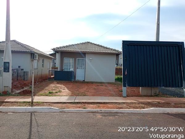 Imóvel com potencial de valorização — Casa no Parque Esplanada, Votuporanga - SP, Nº 4484, 2 quartos, 180m²